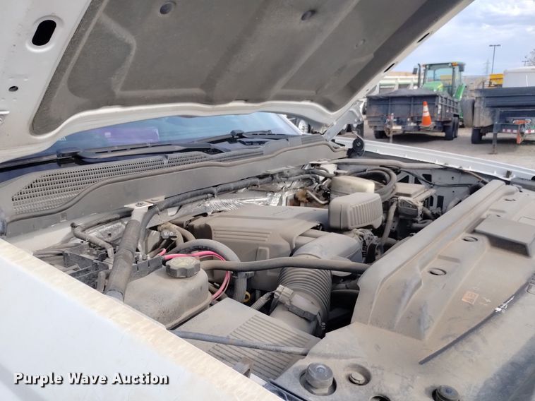 image for item DP3349 2015 Chevrolet Silverado 2500HD  Double Cab pickup truck