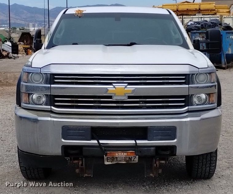 image for item DP3350 2015 Chevrolet Silverado 2500HD  Double Cab utility bed pickup truck