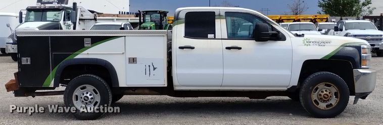 image for item DP3350 2015 Chevrolet Silverado 2500HD  Double Cab utility bed pickup truck