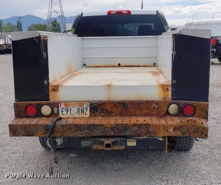 image for item DP3350 2015 Chevrolet Silverado 2500HD  Double Cab utility bed pickup truck