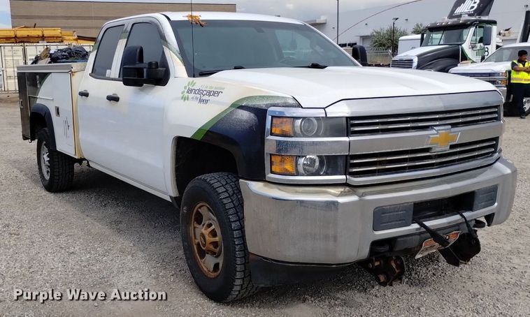 image for item DP3350 2015 Chevrolet Silverado 2500HD  Double Cab utility bed pickup truck