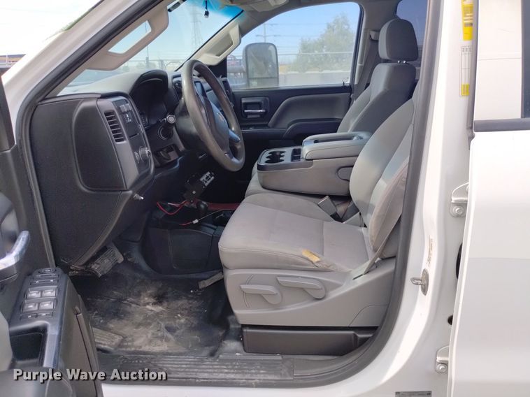 image for item DP3350 2015 Chevrolet Silverado 2500HD  Double Cab utility bed pickup truck