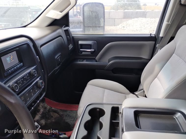 image for item DP3350 2015 Chevrolet Silverado 2500HD  Double Cab utility bed pickup truck