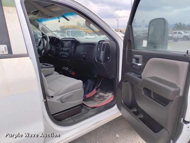 image for item DP3350 2015 Chevrolet Silverado 2500HD  Double Cab utility bed pickup truck