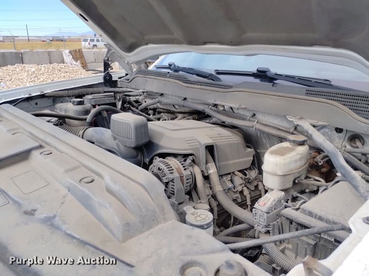 image for item DP3350 2015 Chevrolet Silverado 2500HD  Double Cab utility bed pickup truck