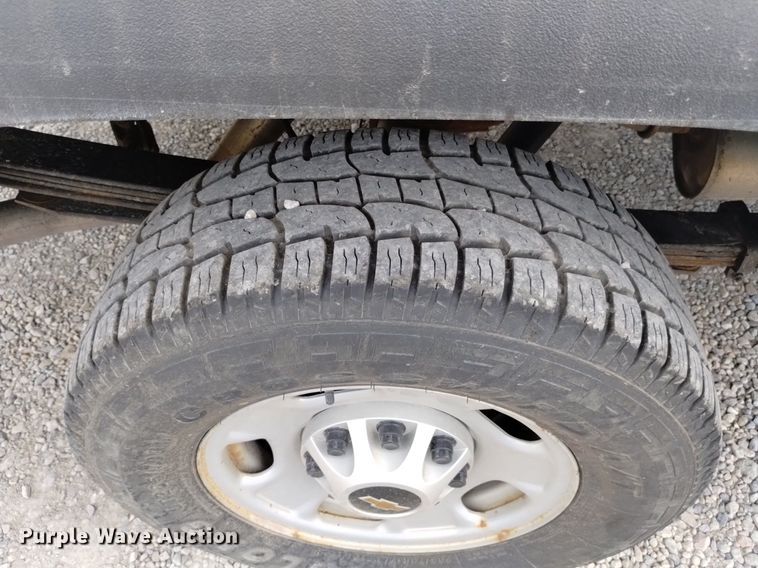 image for item DP3350 2015 Chevrolet Silverado 2500HD  Double Cab utility bed pickup truck