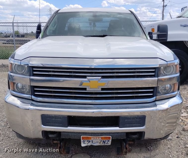 image for item DP3355 2015 Chevrolet Silverado 2500HD  Double Cab pickup truck