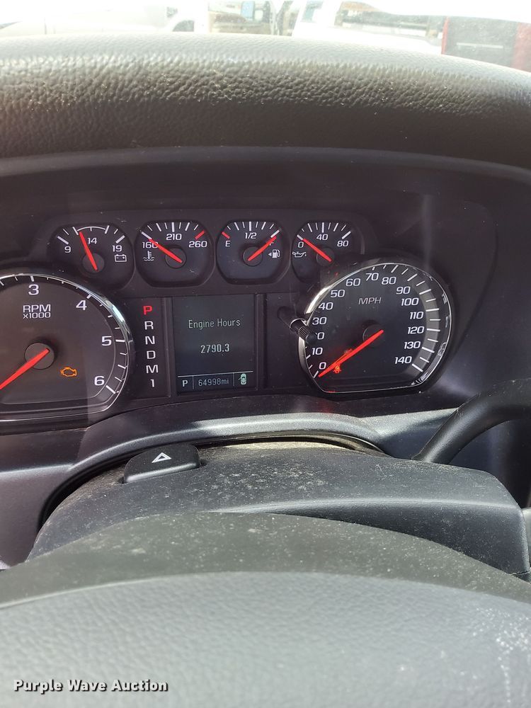 image for item DP3355 2015 Chevrolet Silverado 2500HD  Double Cab pickup truck