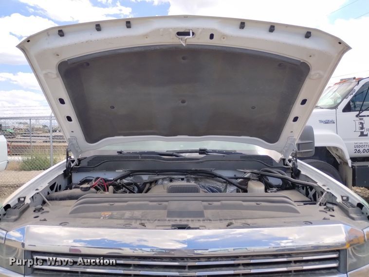 image for item DP3355 2015 Chevrolet Silverado 2500HD  Double Cab pickup truck