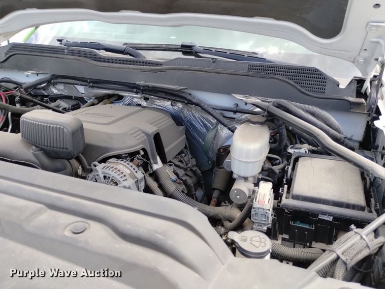 image for item DP3355 2015 Chevrolet Silverado 2500HD  Double Cab pickup truck