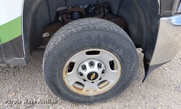 image for item DP3355 2015 Chevrolet Silverado 2500HD  Double Cab pickup truck