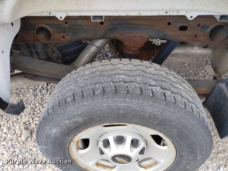 image for item DP3355 2015 Chevrolet Silverado 2500HD  Double Cab pickup truck