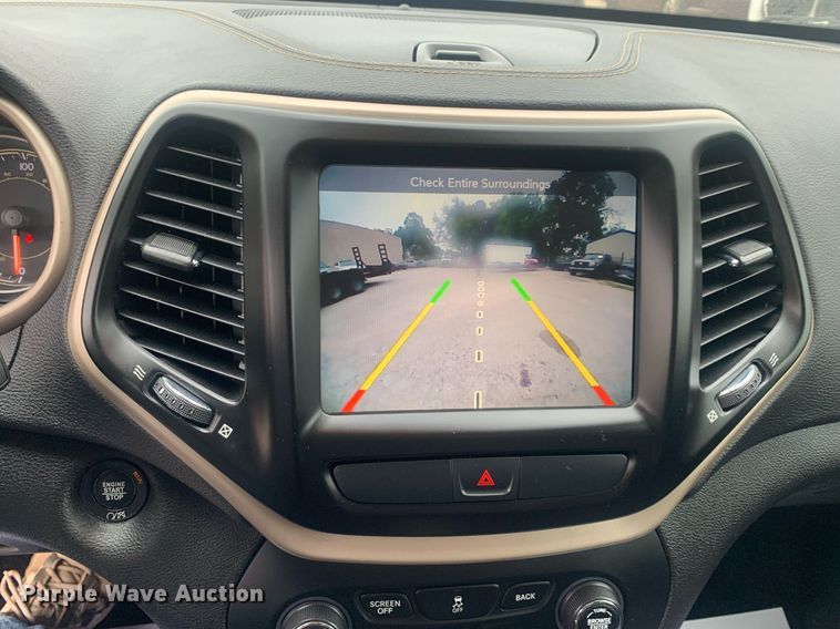 image for item DP8756 2017 Jeep Cherokee  SUV