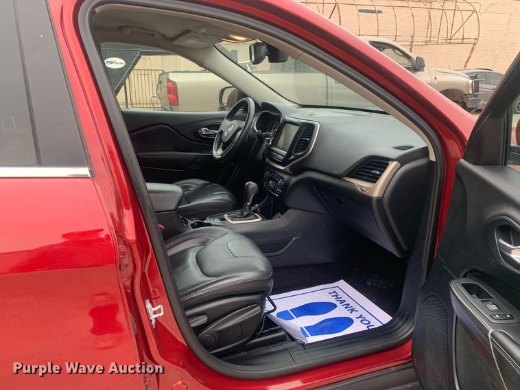 image for item DP8756 2017 Jeep Cherokee  SUV