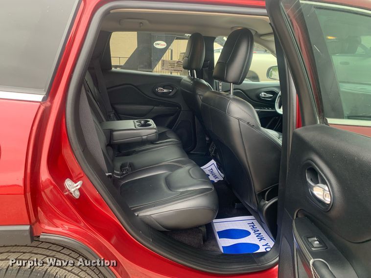 image for item DP8756 2017 Jeep Cherokee  SUV