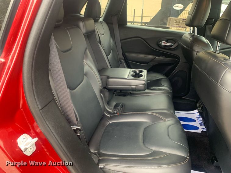 image for item DP8756 2017 Jeep Cherokee  SUV