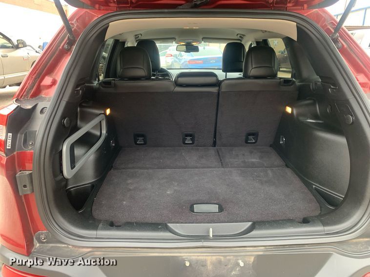 image for item DP8756 2017 Jeep Cherokee  SUV