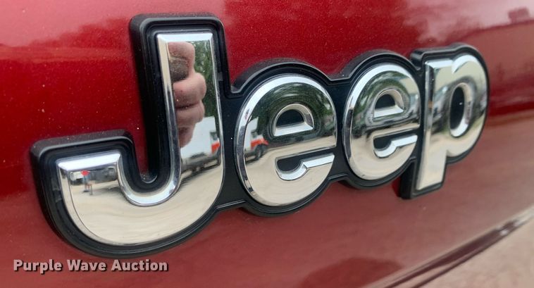 image for item DP8756 2017 Jeep Cherokee  SUV