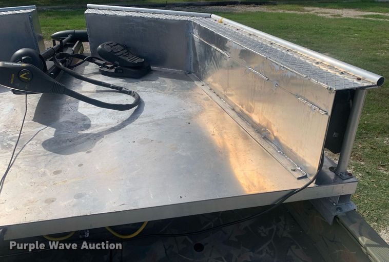 image for item DP8760 2020 Tracker 2072 MVX  boat