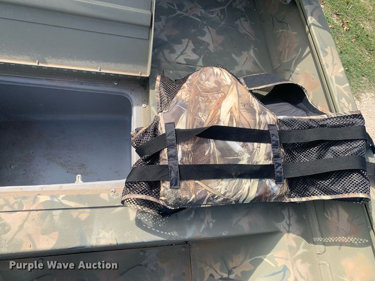 image for item DP8760 2020 Tracker 2072 MVX  boat