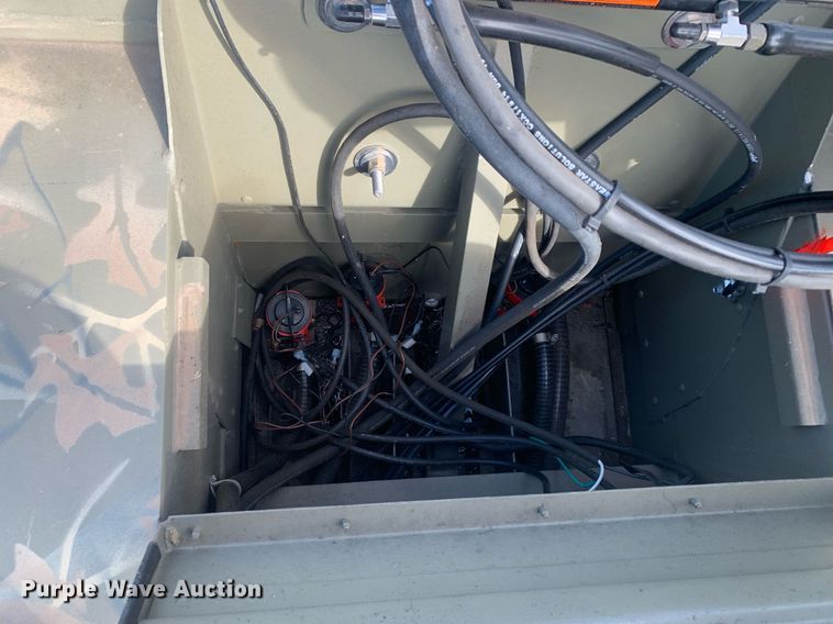 image for item DP8760 2020 Tracker 2072 MVX  boat