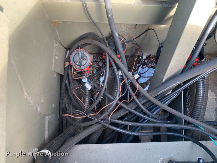 image for item DP8760 2020 Tracker 2072 MVX  boat