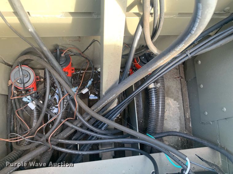 image for item DP8760 2020 Tracker 2072 MVX  boat