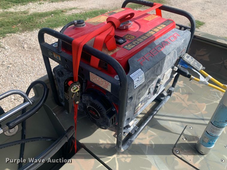 image for item DP8760 2020 Tracker 2072 MVX  boat