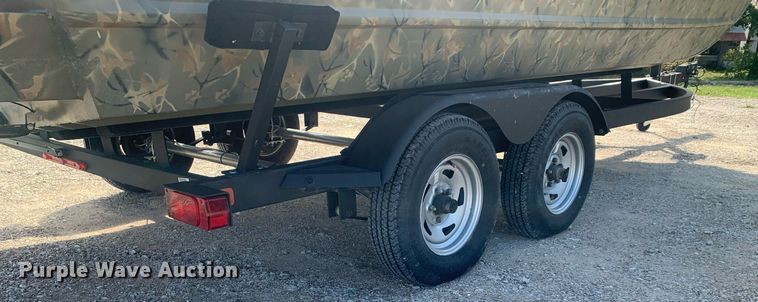 image for item DP8760 2020 Tracker 2072 MVX  boat