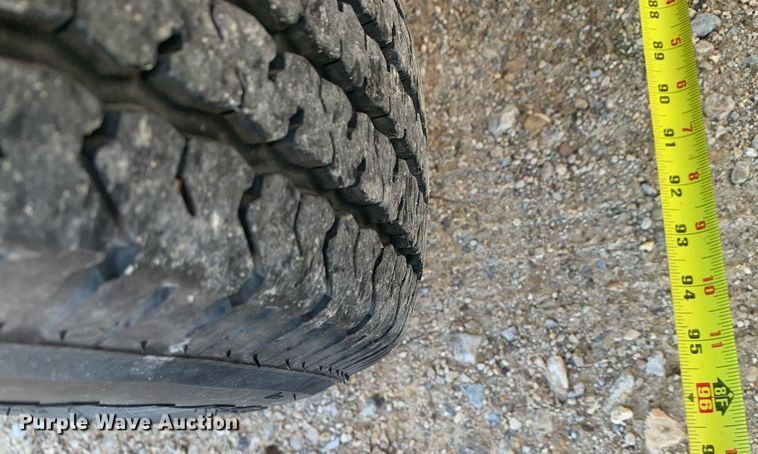 image for item DP8760 2020 Tracker 2072 MVX  boat