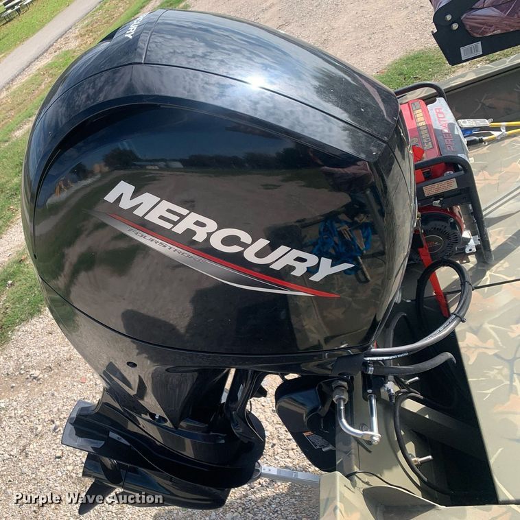 image for item DP8760 2020 Tracker 2072 MVX  boat