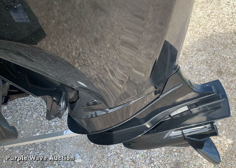 image for item DP8760 2020 Tracker 2072 MVX  boat