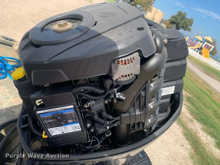 image for item DP8760 2020 Tracker 2072 MVX  boat