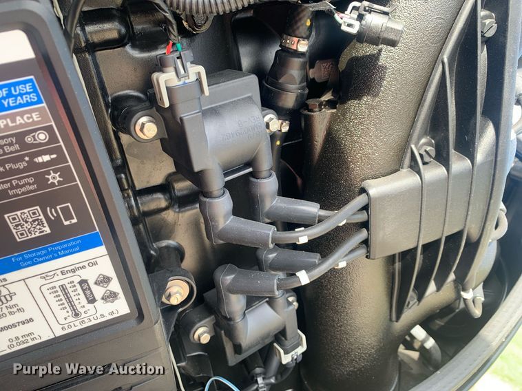 image for item DP8760 2020 Tracker 2072 MVX  boat