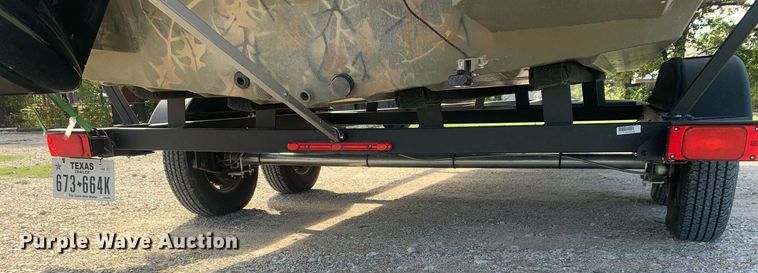 image for item DP8760 2020 Tracker 2072 MVX  boat