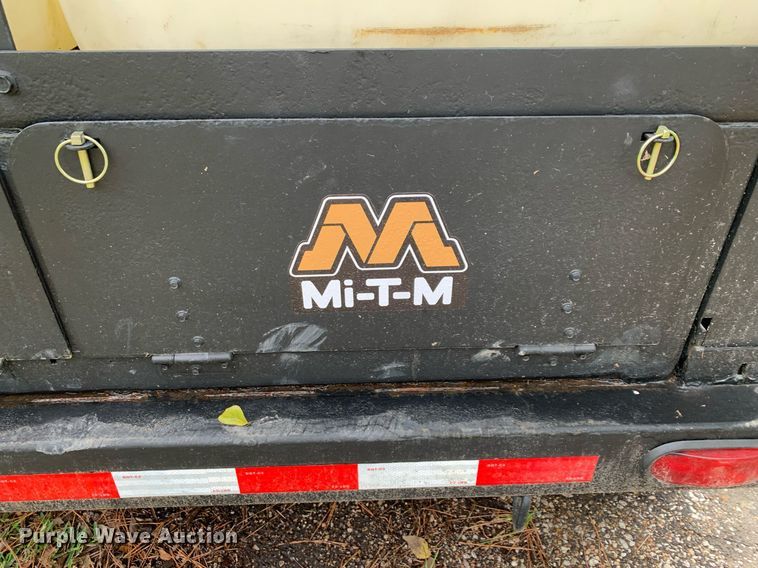 image for item DP8762 2018 Mi-T-M HS-3006-0MDK-UR  hot pressure washer trailer