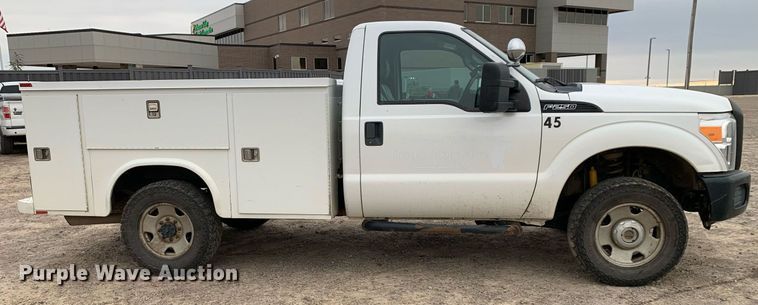 image for item DP8777 2011 Ford F250 Super Duty  utility bed pickup truck