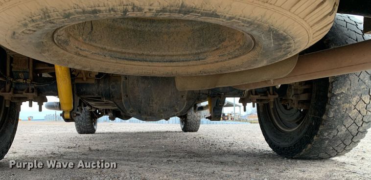 image for item DP8777 2011 Ford F250 Super Duty  utility bed pickup truck