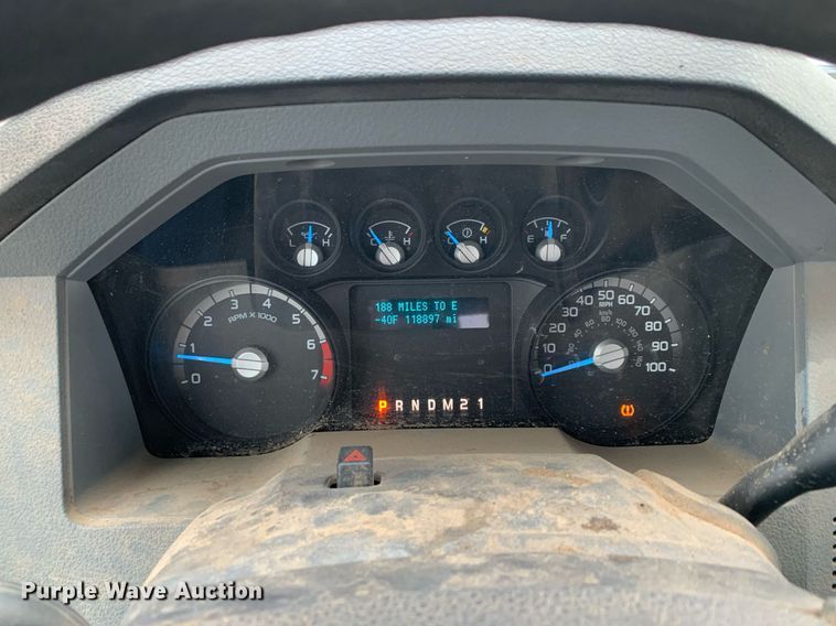 image for item DP8777 2011 Ford F250 Super Duty  utility bed pickup truck