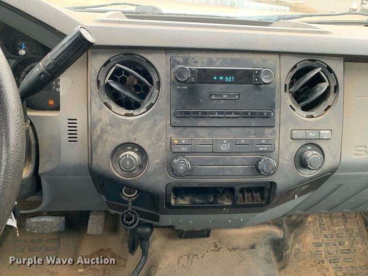 image for item DP8777 2011 Ford F250 Super Duty  utility bed pickup truck