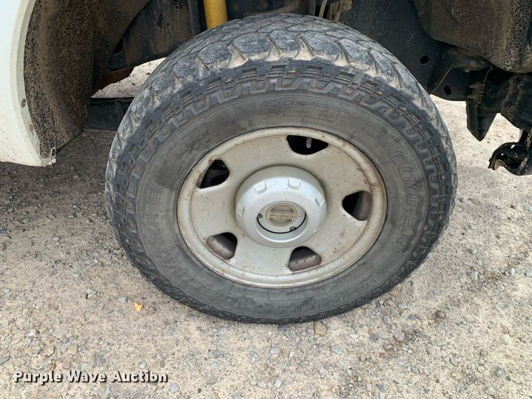 image for item DP8777 2011 Ford F250 Super Duty  utility bed pickup truck