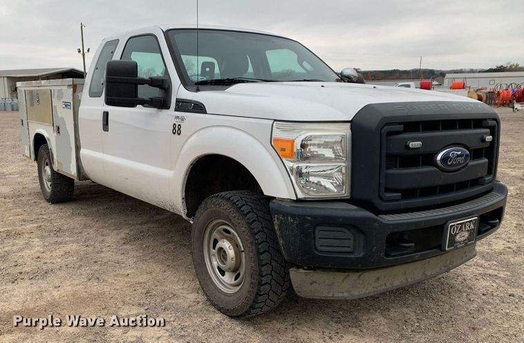 image for item DP8778 2013 Ford F250 Super Duty  SuperCab utility bed pickup truck