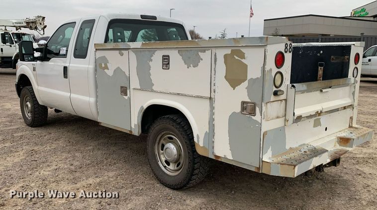 image for item DP8778 2013 Ford F250 Super Duty  SuperCab utility bed pickup truck