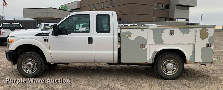 image for item DP8778 2013 Ford F250 Super Duty  SuperCab utility bed pickup truck