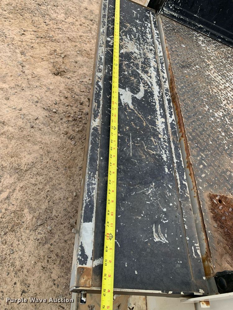 image for item DP8778 2013 Ford F250 Super Duty  SuperCab utility bed pickup truck