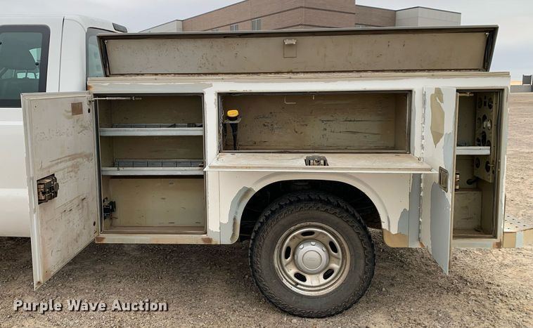 image for item DP8778 2013 Ford F250 Super Duty  SuperCab utility bed pickup truck