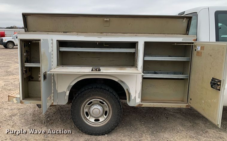 image for item DP8778 2013 Ford F250 Super Duty  SuperCab utility bed pickup truck