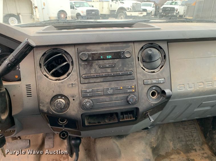 image for item DP8778 2013 Ford F250 Super Duty  SuperCab utility bed pickup truck