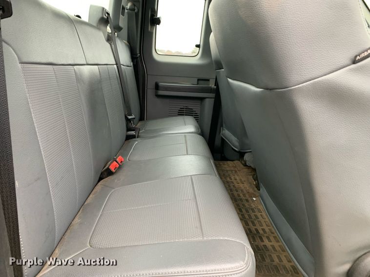 image for item DP8778 2013 Ford F250 Super Duty  SuperCab utility bed pickup truck