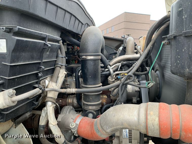 image for item DP8778 2013 Ford F250 Super Duty  SuperCab utility bed pickup truck